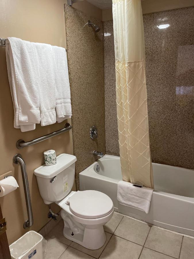 Riverton Inn & Suites Riverton Ngoại thất bức ảnh